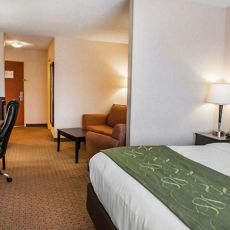 Comfort Suites Southport Luaran gambar