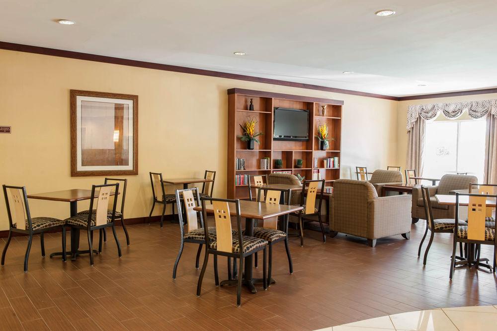 Comfort Suites Southport Luaran gambar