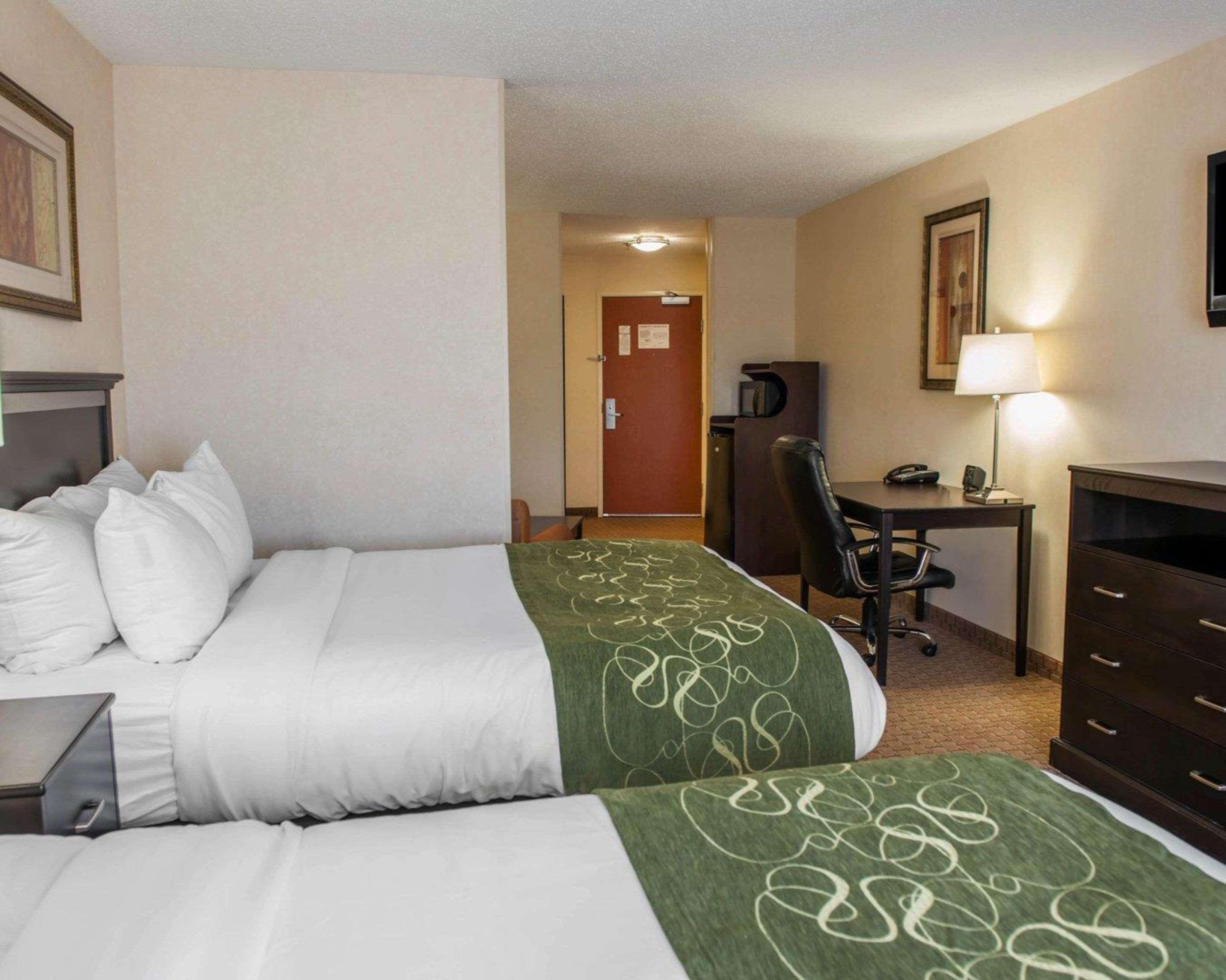 Comfort Suites Southport Luaran gambar