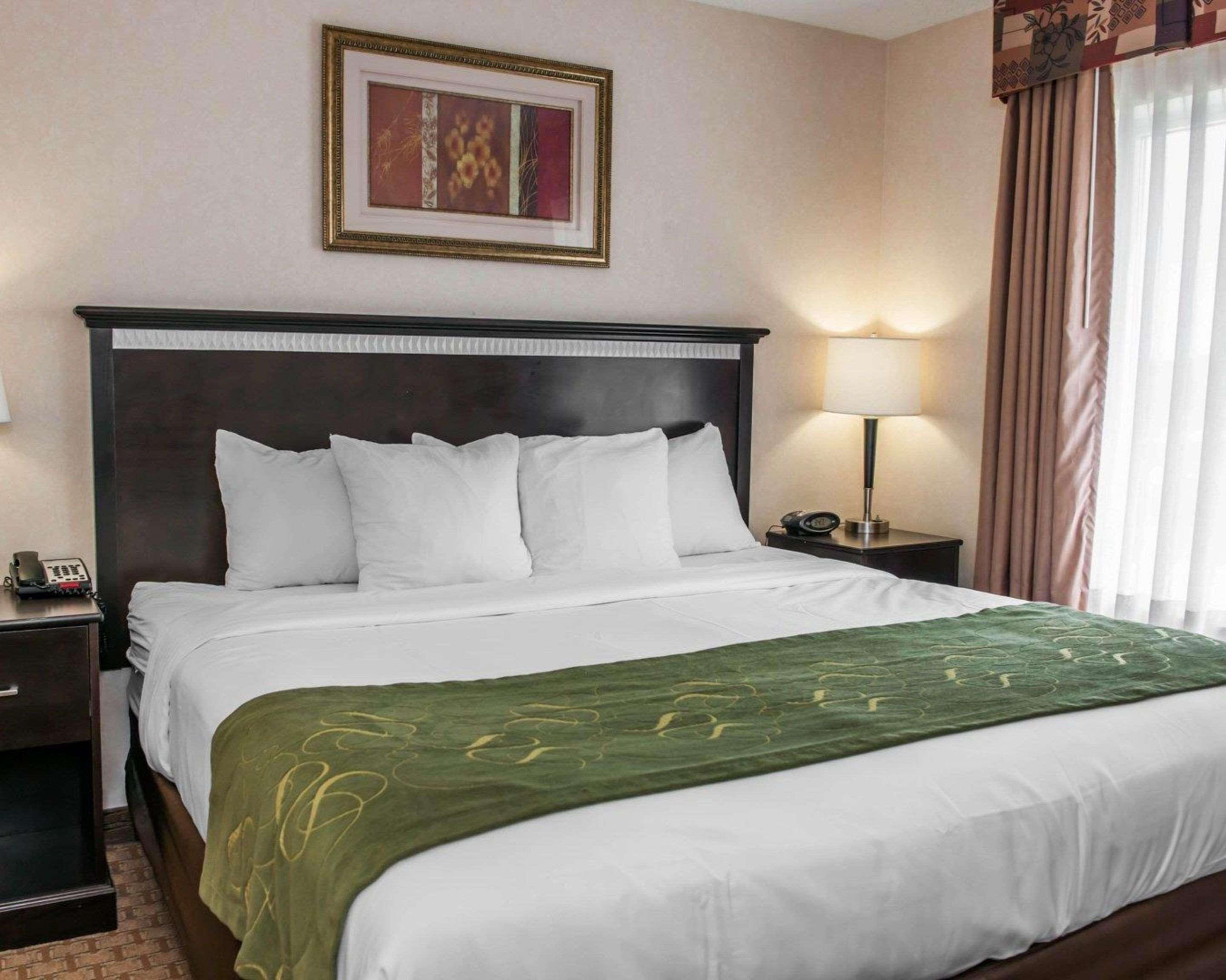Comfort Suites Southport Luaran gambar