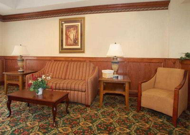 Comfort Suites Southport Luaran gambar
