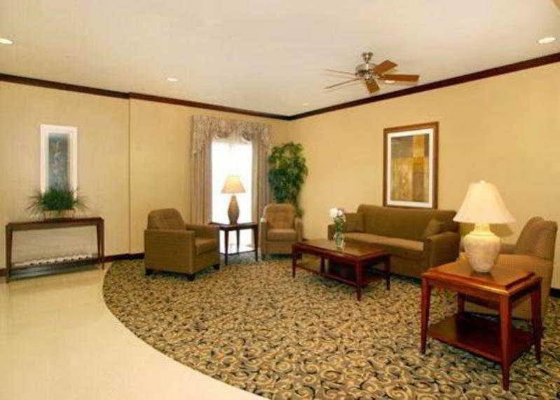 Comfort Suites Southport Luaran gambar